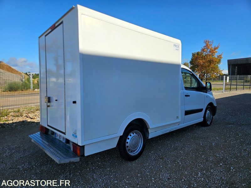FIAT SCUDO 2.0 130 CAISSE FRIGORIFIQUE FRCX 3 PLACES - Kühltransporter: das Bild 5 FIAT SCUDO 2.0 130 CAISSE FRIGORIFIQUE FRCX 3 PLACES - Kühltransporter: das Bild 5