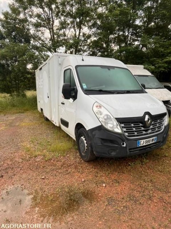 FOURGON - RENAULT MASTER III - 2017 / 251797 km (EJ 988 WN) - Kastenwagen: das Bild 1 FOURGON - RENAULT MASTER III - 2017 / 251797 km (EJ 988 WN) - Kastenwagen: das Bild 1