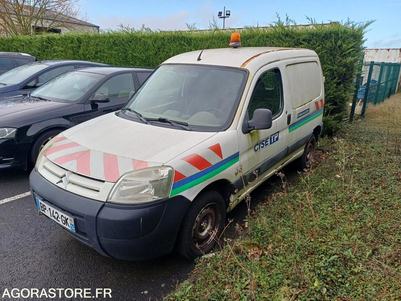 FOURGONNETTE - CITROEN - BERLINGO - 2011 / 292700 KM - BP142GK - Kleintransporter: das Bild 1 FOURGONNETTE - CITROEN - BERLINGO - 2011 / 292700 KM - BP142GK - Kleintransporter: das Bild 1