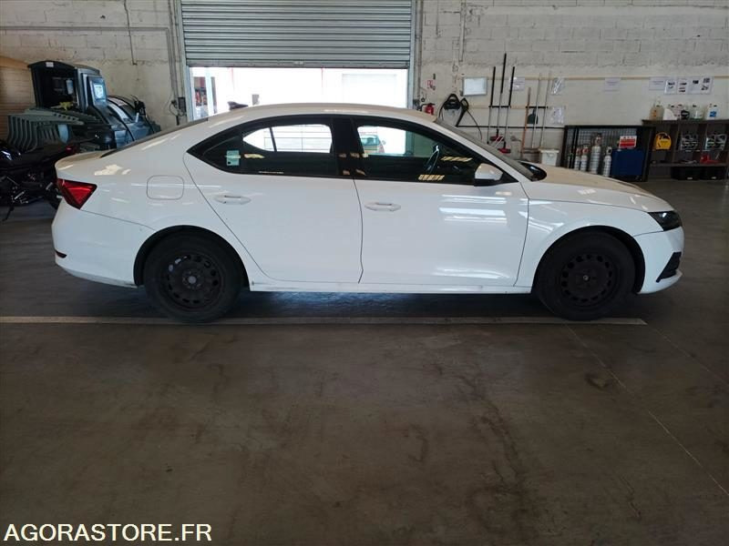 FY-186-TK - Non Roulant - SKODA OCTAVIA - VP - 331 460 Kms - PKW: das Bild 1 FY-186-TK - Non Roulant - SKODA OCTAVIA - VP - 331 460 Kms - PKW: das Bild 1