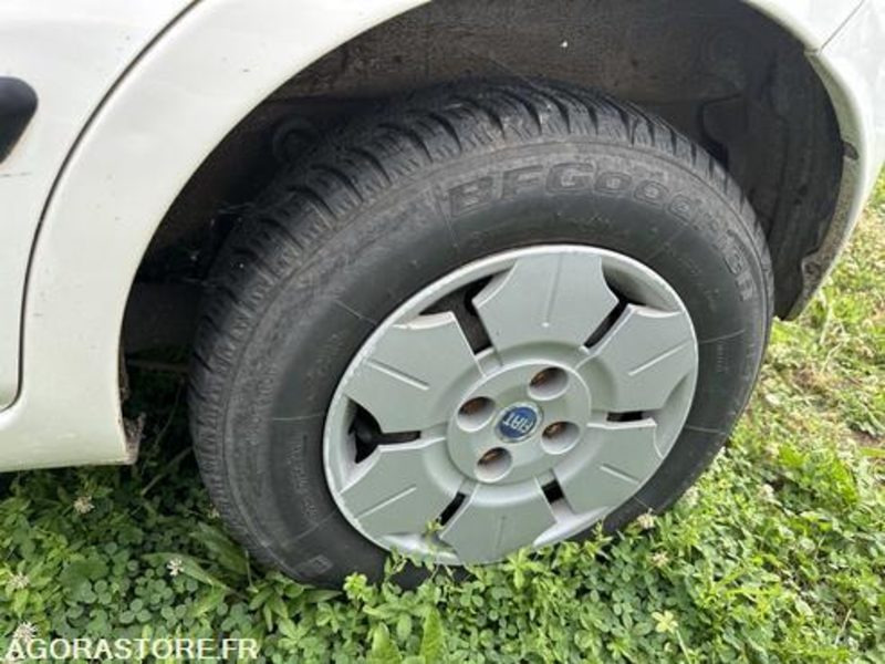 PKW Fiat Panda - CK306PM: das Bild 9