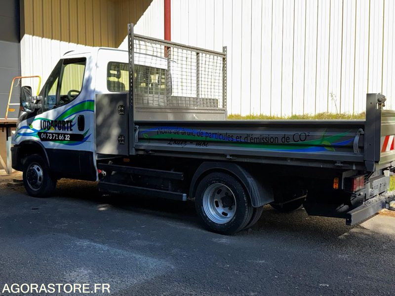 IVECO BENNE - 2020 - 35 700km - Kipper Transporter: das Bild 1 IVECO BENNE - 2020 - 35 700km - Kipper Transporter: das Bild 1