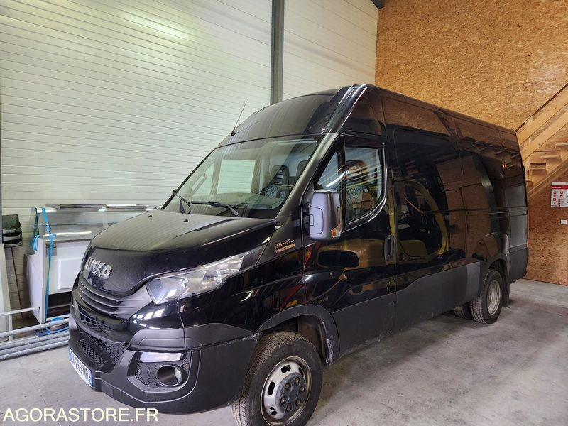 IVECO DAILY 35C21- 2017 / 170000 KM - Kastenwagen: das Bild 2 IVECO DAILY 35C21- 2017 / 170000 KM - Kastenwagen: das Bild 2