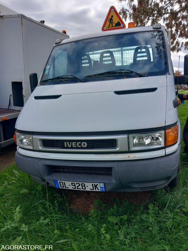 Iveco Daily - DL928JK - Kastenwagen: das Bild 1 Iveco Daily - DL928JK - Kastenwagen: das Bild 1