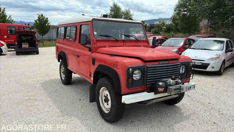 LAND ROVER DÉFENDER 110 - 67 933 Kms - 1999 - 8419 WM 74 - SUV/ Geländewagen: das Bild 4 LAND ROVER DÉFENDER 110 - 67 933 Kms - 1999 - 8419 WM 74 - SUV/ Geländewagen: das Bild 4