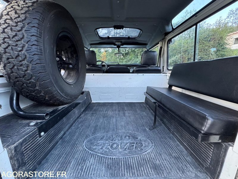 LAND ROVER DEFENDER 90 - 175 000km - SUV/ Geländewagen: das Bild 5 LAND ROVER DEFENDER 90 - 175 000km - SUV/ Geländewagen: das Bild 5
