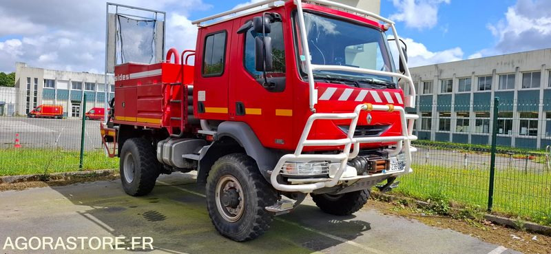 CAMION CITERNE FEUX FORET - RENAULT MIDLUM 220/12 - EP 236 ZQ - LKW: das Bild 1 CAMION CITERNE FEUX FORET - RENAULT MIDLUM 220/12 - EP 236 ZQ - LKW: das Bild 1