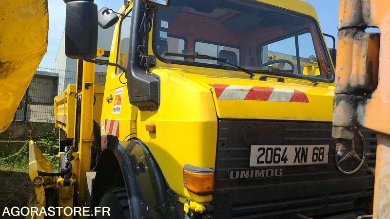 MERCEDES UNIMOG - 2001 - 59063 KM - LKW: das Bild 1 MERCEDES UNIMOG - 2001 - 59063 KM - LKW: das Bild 1
