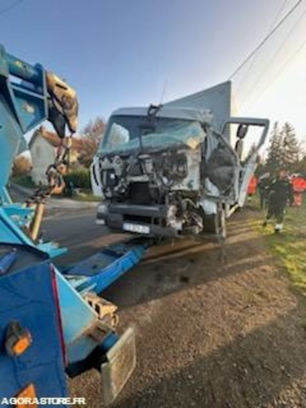 PL RENAULT MIDLUM / 632000 KMS / 2013 - LKW: das Bild 1 PL RENAULT MIDLUM / 632000 KMS / 2013 - LKW: das Bild 1