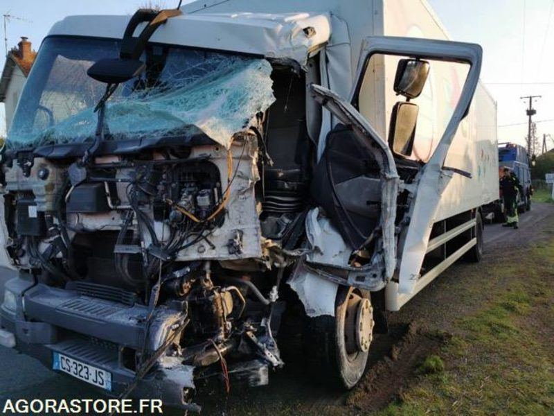 PL RENAULT MIDLUM / 632000 KMS / 2013 - LKW: das Bild 2 PL RENAULT MIDLUM / 632000 KMS / 2013 - LKW: das Bild 2