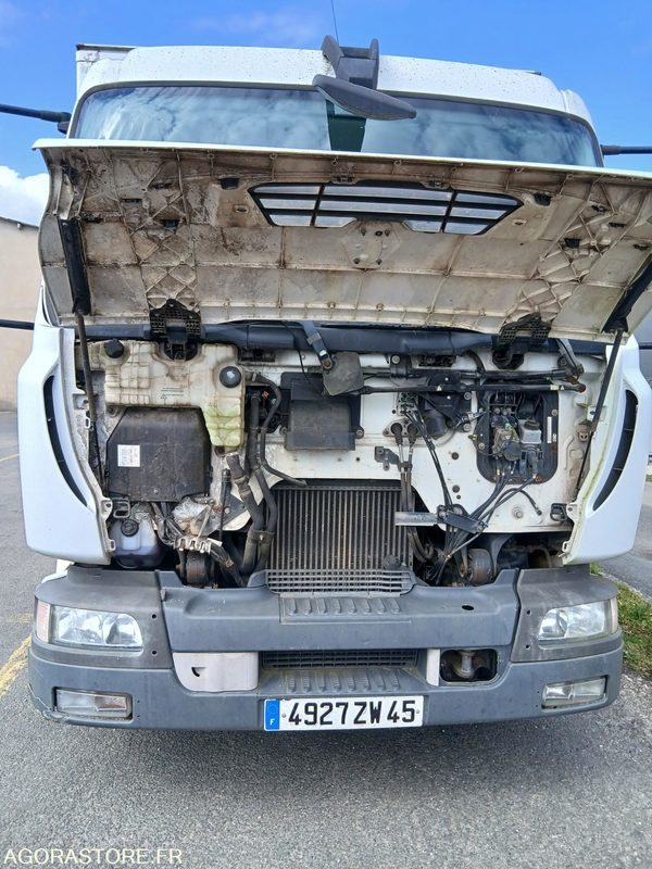 RENAULT MIDLUM 2009 - 333 172KM - VENDU DANS L'ETAT ACTUEL - ROULANT - LKW: das Bild 5 RENAULT MIDLUM 2009 - 333 172KM - VENDU DANS L'ETAT ACTUEL - ROULANT - LKW: das Bild 5