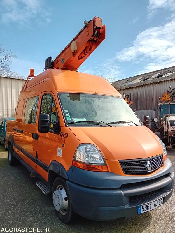Renault Mascott Nacelle - 2006 - 31430 kms - LKW: das Bild 2 Renault Mascott Nacelle - 2006 - 31430 kms - LKW: das Bild 2