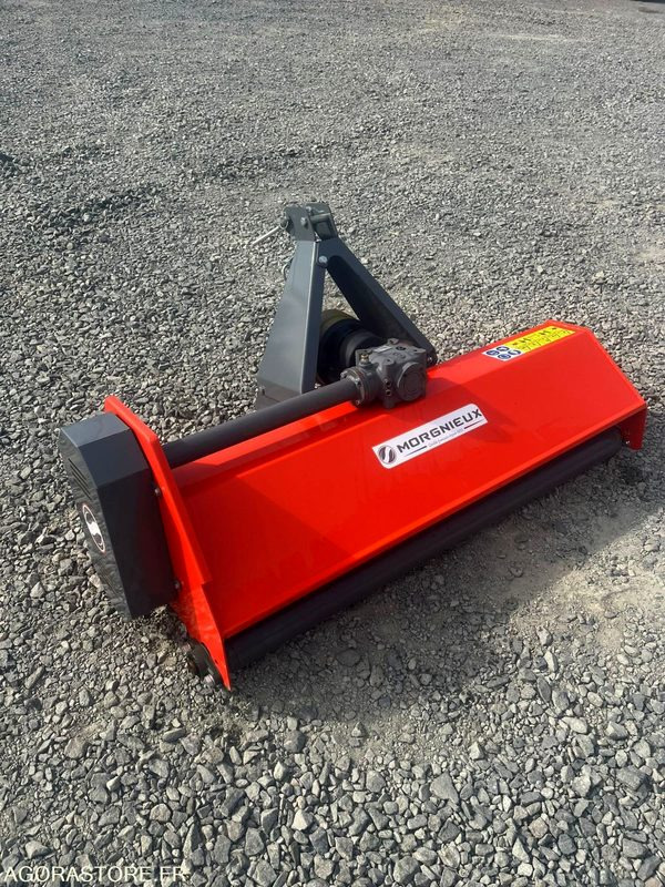 Broyeur fleaux NEUF 135CM morgnieux BME135 - Landmaschine: das Bild 2 Broyeur fleaux NEUF 135CM morgnieux BME135 - Landmaschine: das Bild 2