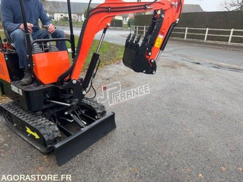 MINI PELLE A CHENILLES, MONO CYLINDRES, DIESEL, CAPACITÉ DU GODET 0.025M3, CAPAC - Landmaschine: das Bild 3 MINI PELLE A CHENILLES, MONO CYLINDRES, DIESEL, CAPACITÉ DU GODET 0.025M3, CAPAC - Landmaschine: das Bild 3