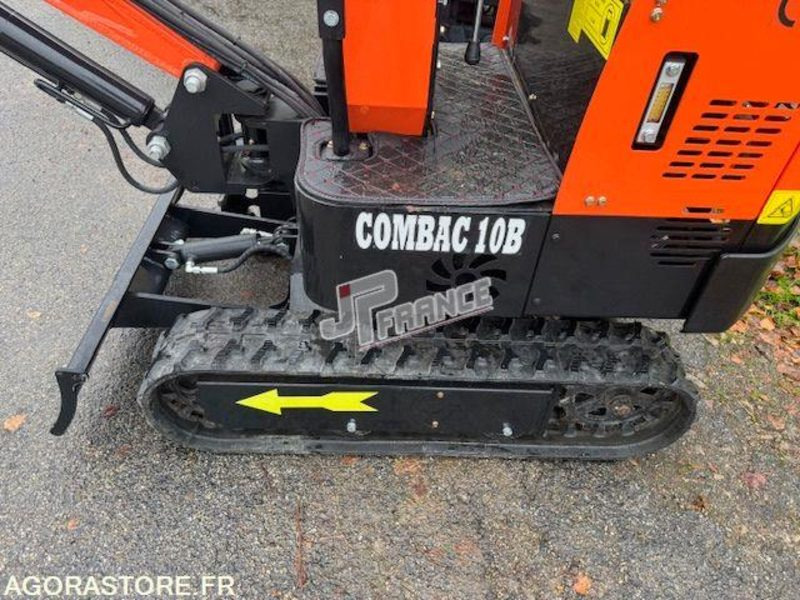 MINI PELLE A CHENILLES, MONO CYLINDRES, DIESEL, CAPACITÉ DU GODET 0.025M3, CAPAC - Landmaschine: das Bild 4 MINI PELLE A CHENILLES, MONO CYLINDRES, DIESEL, CAPACITÉ DU GODET 0.025M3, CAPAC - Landmaschine: das Bild 4