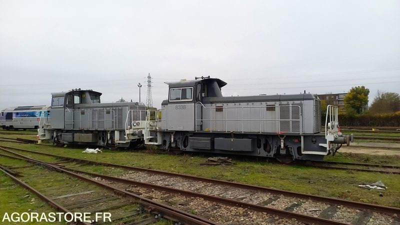 Lot de 4 Locotracteurs Y8000 RVI3 / Moyse, Fauvet Girel - Baugeräte: das Bild 2 Lot de 4 Locotracteurs Y8000 RVI3 / Moyse, Fauvet Girel - Baugeräte: das Bild 2