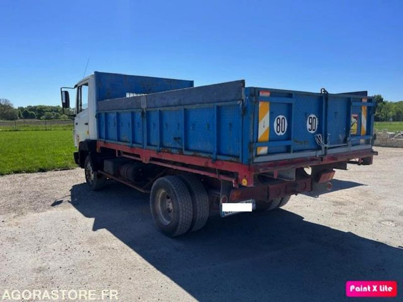 MERCEDES 809 D BENNE 7T5 - 1990 - 186 490km NOMBREUX TRAVAUX EFFECTUES/FACTURES - Kipper Transporter: das Bild 2 MERCEDES 809 D BENNE 7T5 - 1990 - 186 490km NOMBREUX TRAVAUX EFFECTUES/FACTURES - Kipper Transporter: das Bild 2