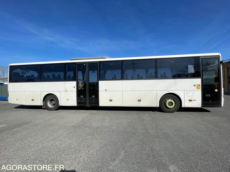 MERCEDES INTOURO M12,98m N°083225 - Kleinbus, Personentransporter: das Bild 2 MERCEDES INTOURO M12,98m N°083225 - Kleinbus, Personentransporter: das Bild 2