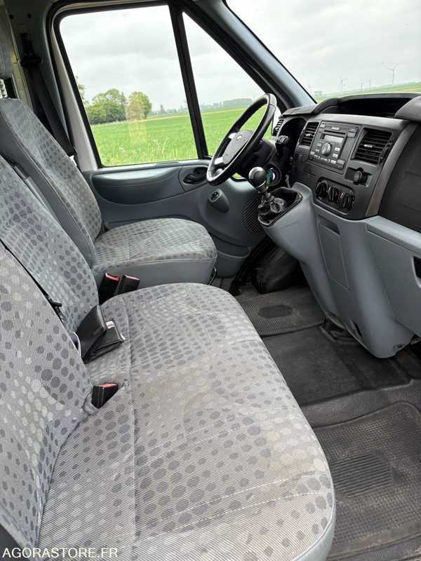 MINIBUS FORD TRANSIT Moteur neuf - Kleinbus, Personentransporter: das Bild 4 MINIBUS FORD TRANSIT Moteur neuf - Kleinbus, Personentransporter: das Bild 4