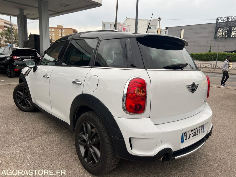 Mini COUNTRYMAN COOPER S 184CH - 2011 - 142 000 km - SUV/ Geländewagen: das Bild 4 Mini COUNTRYMAN COOPER S 184CH - 2011 - 142 000 km - SUV/ Geländewagen: das Bild 4