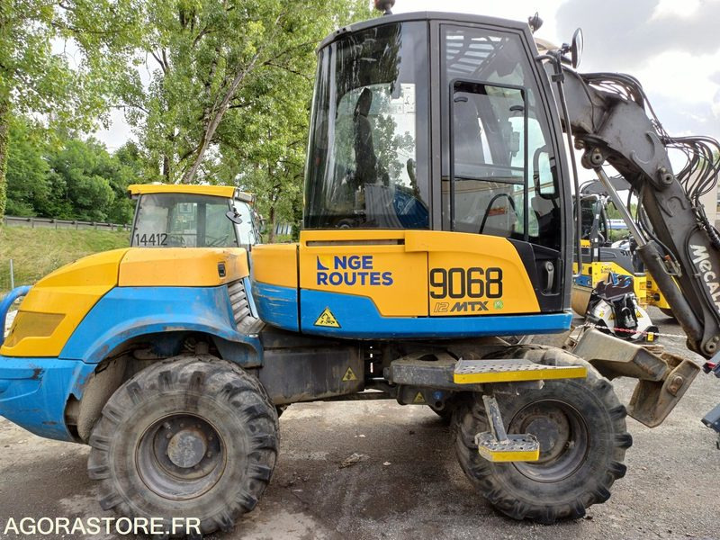 PELLE/PNEUS MECALAC 12MTX - 2016 - 10300 HEURES - Bagger: das Bild 3 PELLE/PNEUS MECALAC 12MTX - 2016 - 10300 HEURES - Bagger: das Bild 3