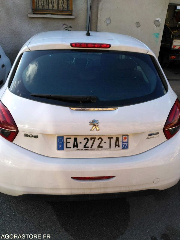 PEUGEOT 208 - PKW: das Bild 2 PEUGEOT 208 - PKW: das Bild 2