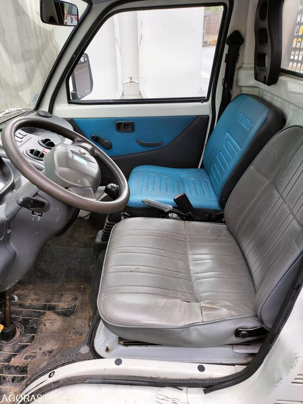 PIAGGIO PORTER - Kipper Transporter: das Bild 5 PIAGGIO PORTER - Kipper Transporter: das Bild 5