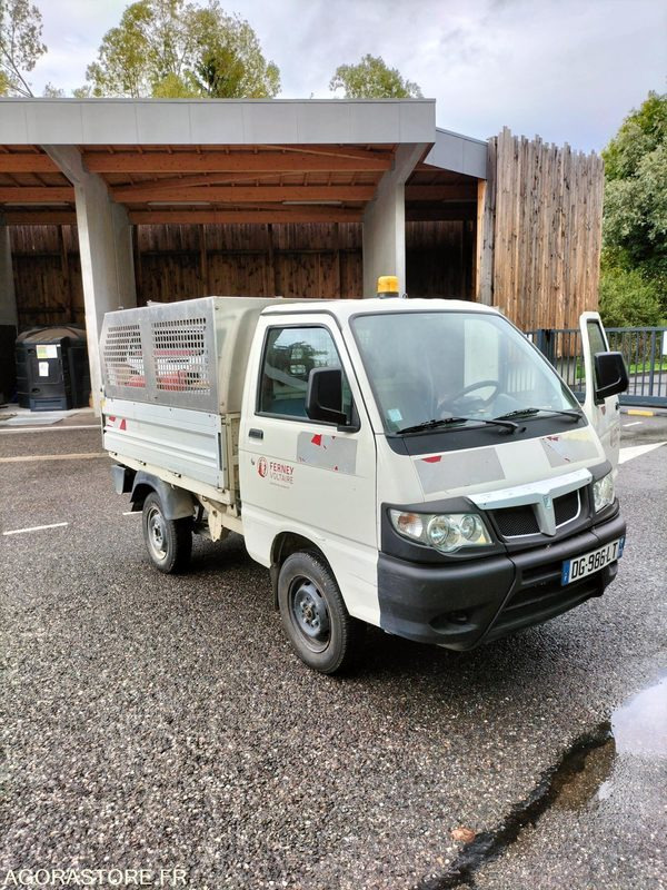 PIAGGIO PORTER - Kipper Transporter: das Bild 1 PIAGGIO PORTER - Kipper Transporter: das Bild 1
