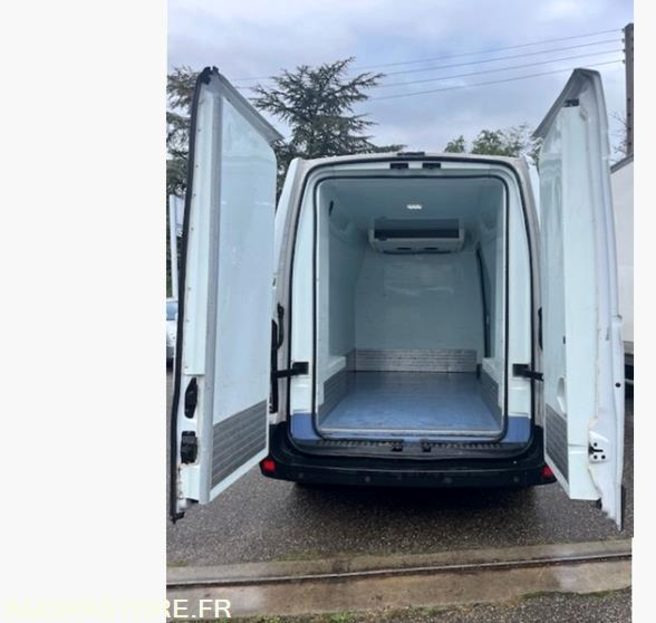 PRIX TTC - NISSAN NV 400 MASTER FRIGO 2.3L DCI 150 CV L2H2 - 2019 - 137 000km - Kühltransporter: das Bild 5 PRIX TTC - NISSAN NV 400 MASTER FRIGO 2.3L DCI 150 CV L2H2 - 2019 - 137 000km - Kühltransporter: das Bild 5