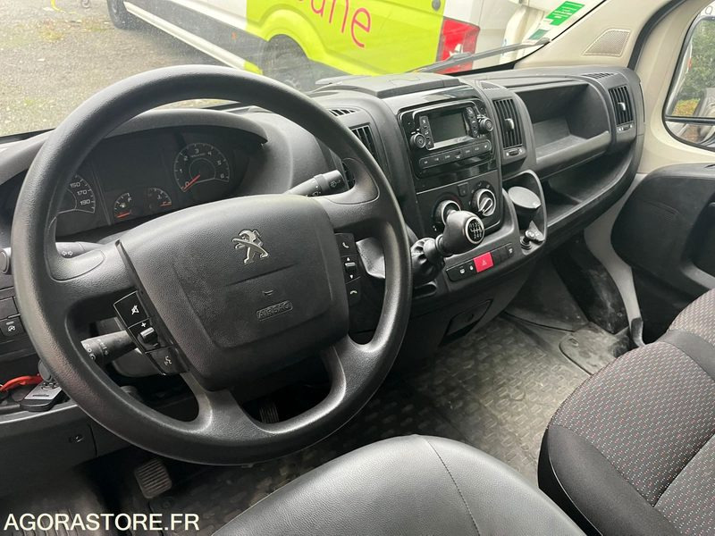 Peugeot Boxer 165CV L2H2 avec Hayon et Galerie - 2023 - 90000 Kms - Kastenwagen: das Bild 4 Peugeot Boxer 165CV L2H2 avec Hayon et Galerie - 2023 - 90000 Kms - Kastenwagen: das Bild 4