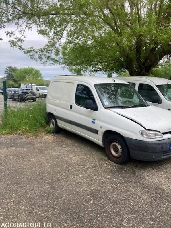 Peugeot Partner 1.9D - Kleintransporter: das Bild 2 Peugeot Partner 1.9D - Kleintransporter: das Bild 2