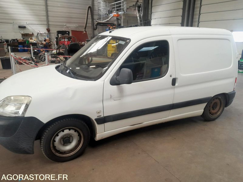 Peugeot Partner - Kleintransporter: das Bild 2 Peugeot Partner - Kleintransporter: das Bild 2