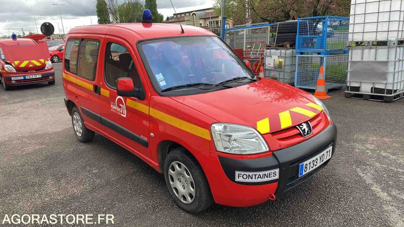 Peugeot - Partner Totem - 2006 - 130773KMS - 8133YD71 - Kleintransporter: das Bild 3 Peugeot - Partner Totem - 2006 - 130773KMS - 8133YD71 - Kleintransporter: das Bild 3