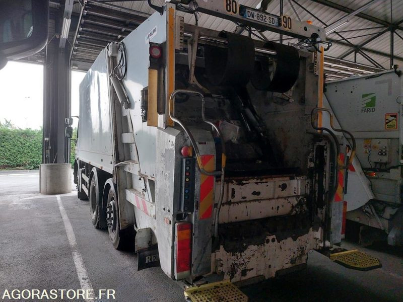 RENAULT - BOM Premium - 2008 / 412 258 km - DW-892-SD (BARA - R51651) - Müllwagen: das Bild 5 RENAULT - BOM Premium - 2008 / 412 258 km - DW-892-SD (BARA - R51651) - Müllwagen: das Bild 5