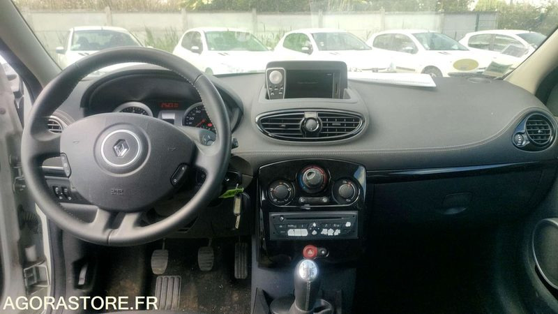 RENAULT CLIO - 2011 - 202079kms - PKW: das Bild 4 RENAULT CLIO - 2011 - 202079kms - PKW: das Bild 4