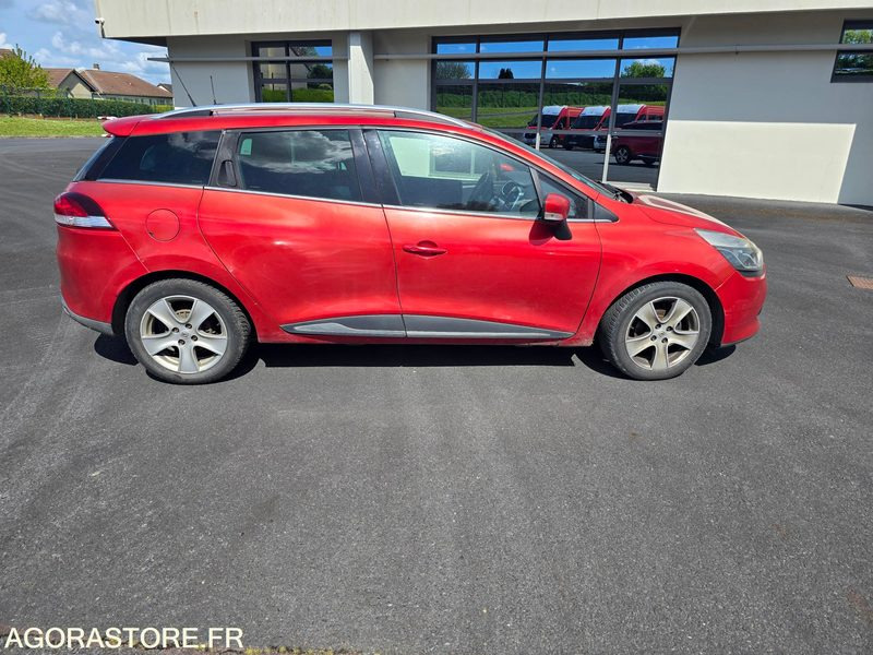 RENAULT CLIO ESTATE - PKW: das Bild 1 RENAULT CLIO ESTATE - PKW: das Bild 1
