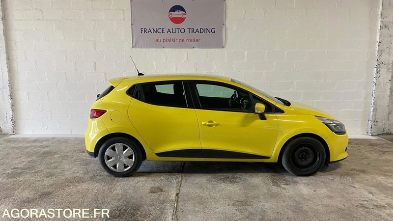 RENAULT ClIO IV 5 Portes 1.5 DCI FAP ECO2 S&S 75 CV - 2P013 - 231 897km - PKW: das Bild 3 RENAULT ClIO IV 5 Portes 1.5 DCI FAP ECO2 S&S 75 CV - 2P013 - 231 897km - PKW: das Bild 3