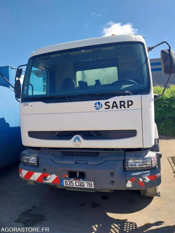 RENAULT Kerax Hydrocureur HUWER 2003 - 225000 KM ROULANT VENTE EXPORT UNIQUEMENT - Saug-/ Spülfahrzeug: das Bild 1 RENAULT Kerax Hydrocureur HUWER 2003 - 225000 KM ROULANT VENTE EXPORT UNIQUEMENT - Saug-/ Spülfahrzeug: das Bild 1