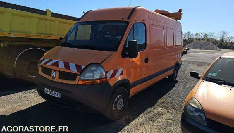 RENAULT MASTER - AN565MA - Kastenwagen: das Bild 1 RENAULT MASTER - AN565MA - Kastenwagen: das Bild 1