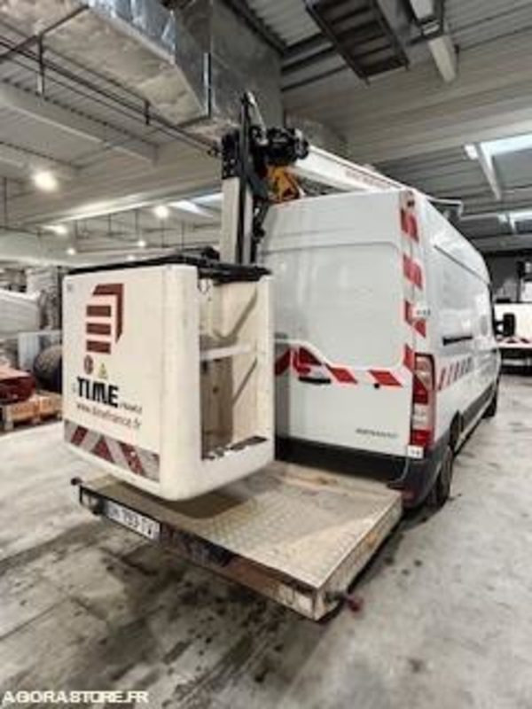 RENAULT - MASTER NACELLE 2014 / 204 645KM - DH793TV - Kastenwagen: das Bild 2 RENAULT - MASTER NACELLE 2014 / 204 645KM - DH793TV - Kastenwagen: das Bild 2