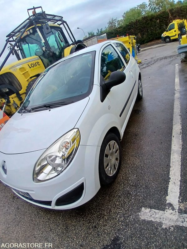 RENAULT TWINGO - 2010 - 145955 KMS - PKW: das Bild 2 RENAULT TWINGO - 2010 - 145955 KMS - PKW: das Bild 2