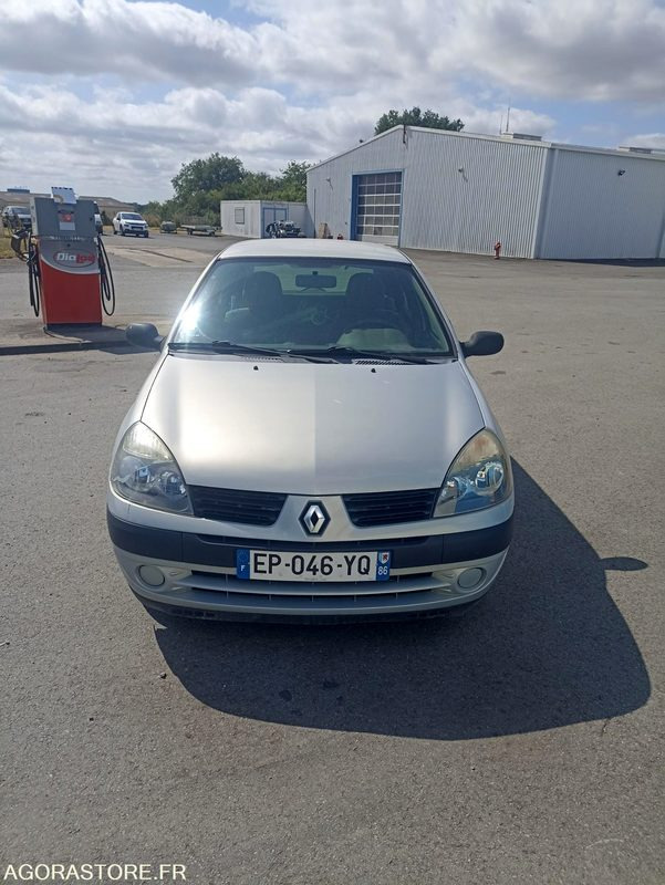 Renault Clio 2 1.5 dCi - 107100kms - 2004 - PKW: das Bild 1 Renault Clio 2 1.5 dCi - 107100kms - 2004 - PKW: das Bild 1