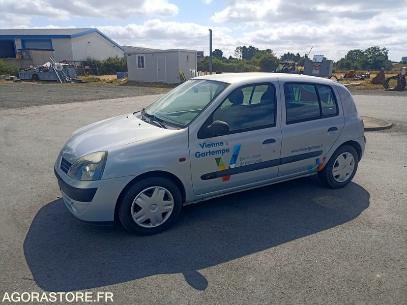 Renault Clio 2 1.5 dCi - 107100kms - 2004 - PKW: das Bild 2 Renault Clio 2 1.5 dCi - 107100kms - 2004 - PKW: das Bild 2