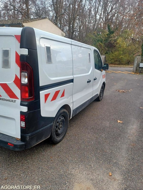 Renault Trafic - 2018 - 195000kms - FC-435-CQ - Kastenwagen: das Bild 2 Renault Trafic - 2018 - 195000kms - FC-435-CQ - Kastenwagen: das Bild 2