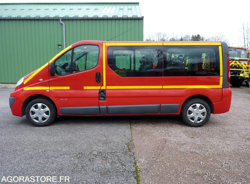Renault Trafic 9 Places - Kleintransporter: das Bild 4 Renault Trafic 9 Places - Kleintransporter: das Bild 4