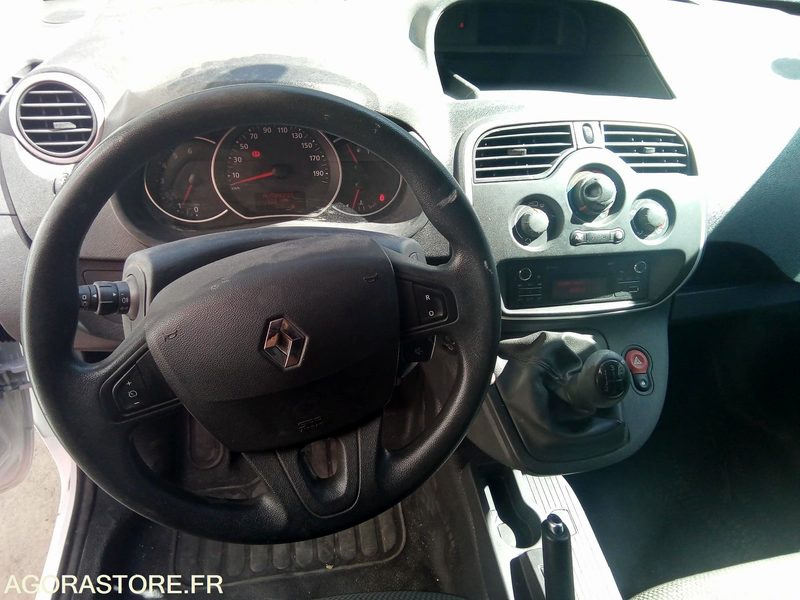 Kleintransporter Renault maxi Kangoo 1.5 dci  90 CV  3 places clim - 2018 - 136 207km: das Bild 7