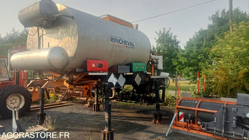 Répandeuse à bitume de 8500 litres (sans le porteur) - Asphalttechnik: das Bild 1 Répandeuse à bitume de 8500 litres (sans le porteur) - Asphalttechnik: das Bild 1