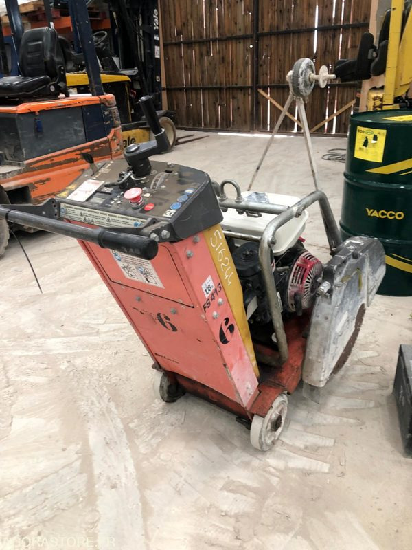 SCIE A SOL HUSQVARNA FS413 - 500 mm - Baugeräte: das Bild 4 SCIE A SOL HUSQVARNA FS413 - 500 mm - Baugeräte: das Bild 4