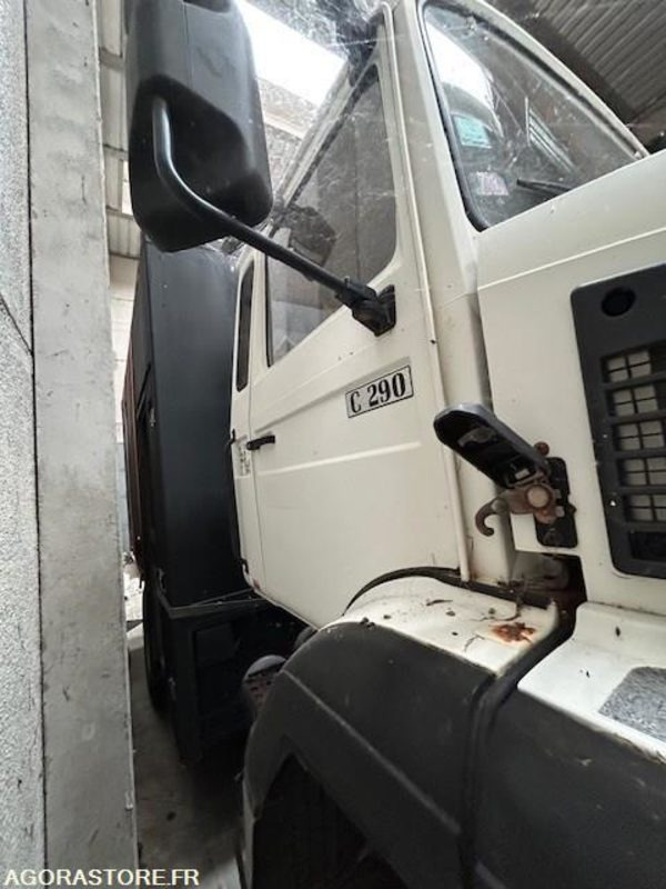 RENAULT TRACTEUR C290 4X4 110KM/H 282500 KM - Sattelzugmaschine: das Bild 2 RENAULT TRACTEUR C290 4X4 110KM/H 282500 KM - Sattelzugmaschine: das Bild 2