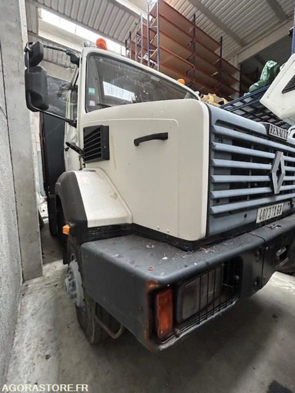 RENAULT TRACTEUR C290 4X4 110KM/H 282500 KM - Sattelzugmaschine: das Bild 3 RENAULT TRACTEUR C290 4X4 110KM/H 282500 KM - Sattelzugmaschine: das Bild 3